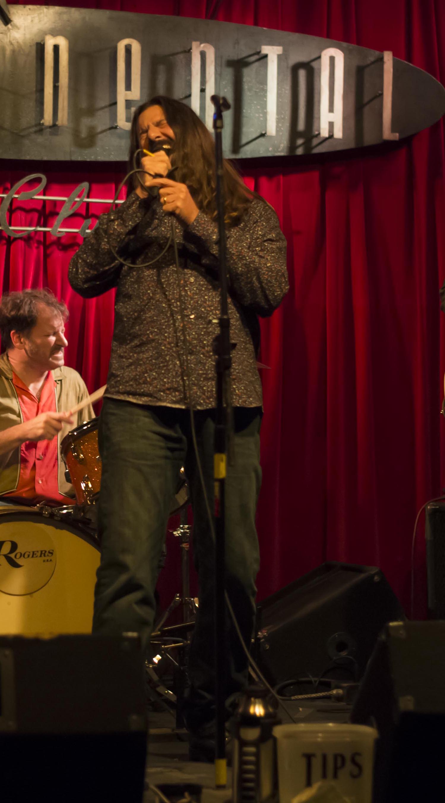 Vocalist Gene Nunn